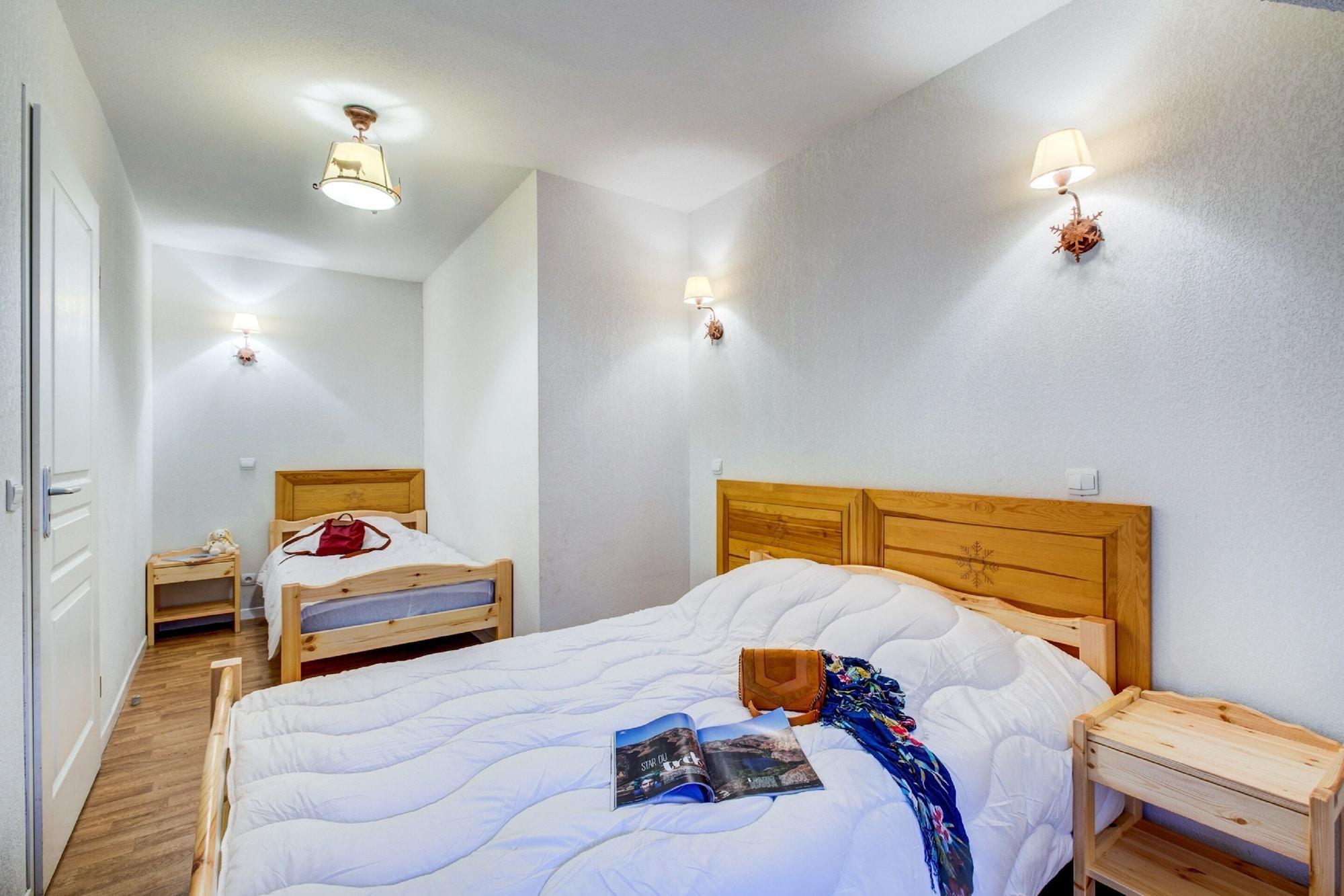 Bagnères-de-Luchon Vacanceole - Residence Illixon מראה חיצוני תמונה