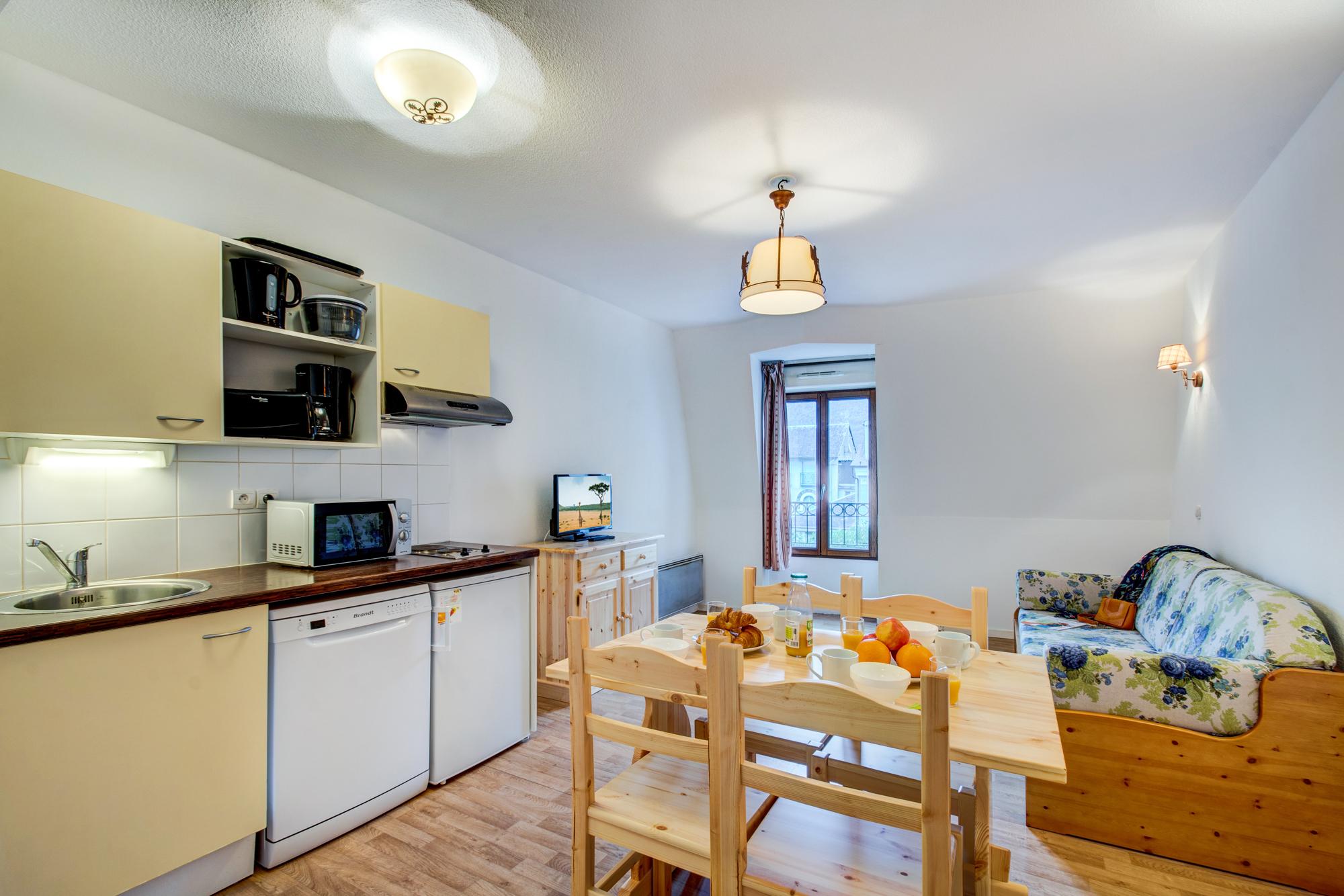 Bagnères-de-Luchon Vacanceole - Residence Illixon מראה חיצוני תמונה