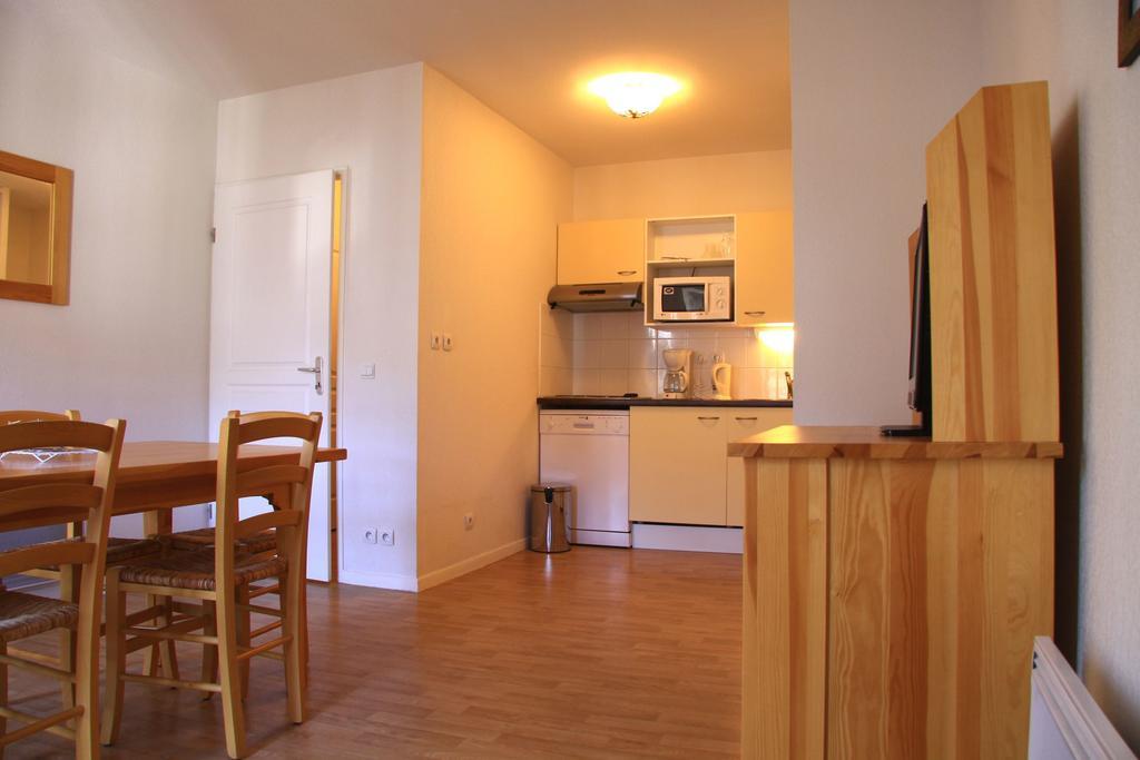 Bagnères-de-Luchon Vacanceole - Residence Illixon מראה חיצוני תמונה