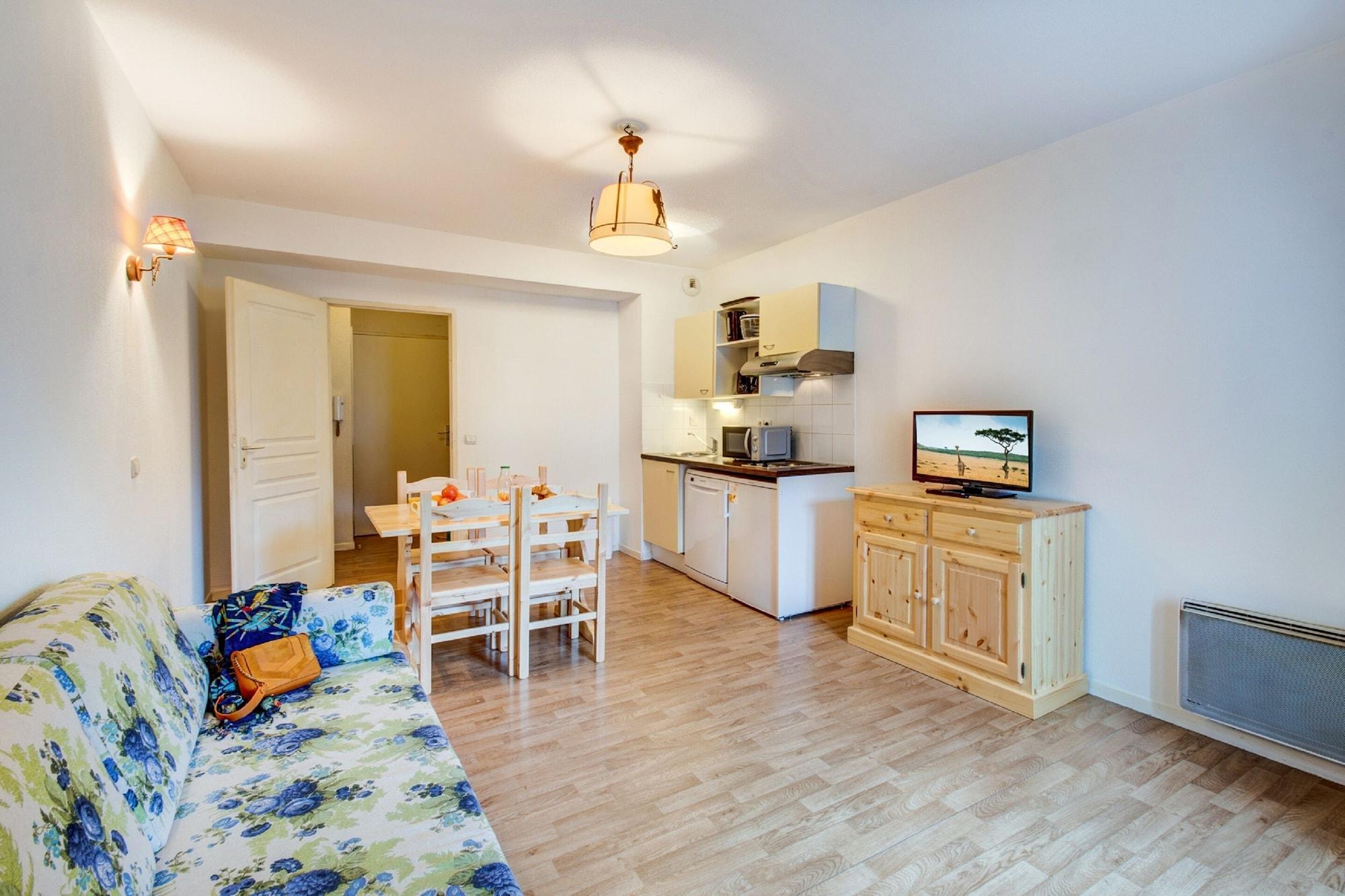 Bagnères-de-Luchon Vacanceole - Residence Illixon מראה חיצוני תמונה